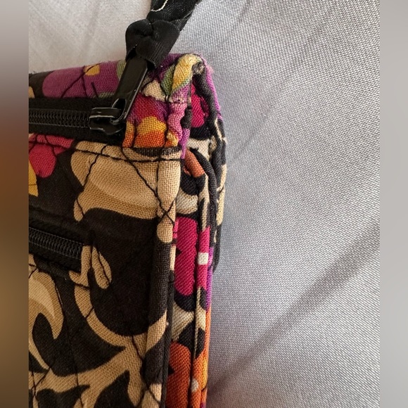 Used Vera Bradley Wallet - Picture 9 of 12